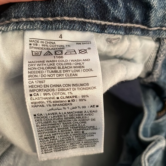 old navy boyfriend jean shorts - Picture 4 of 4